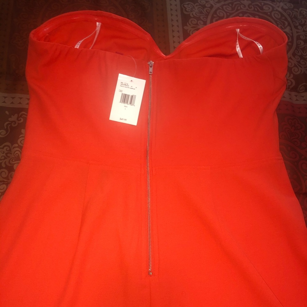 New - Picture 1 of 2